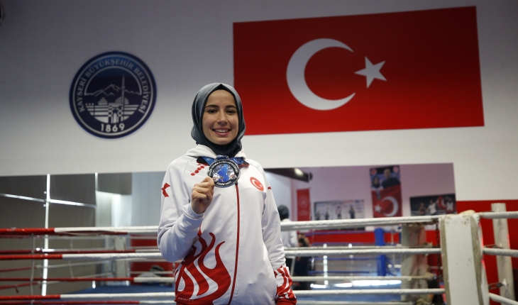 Dünya ikincisi Hayriye Türksoy Hançer, gözünü yeni madalyalara çevirdi