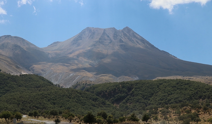 Yaşanan depremler Hasan Dağı volkanizmasını harekete geçirdi