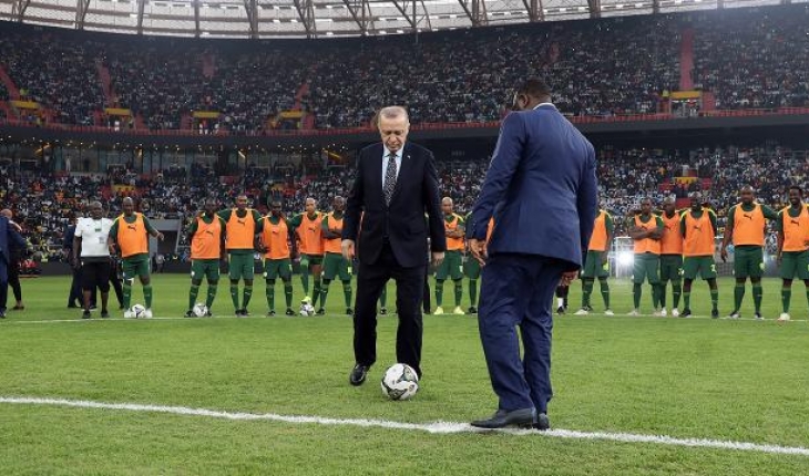 Cumhurbaşkanı Erdoğan Senegal'de stadyum açılışına katıldı