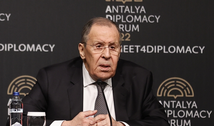 Lavrov: Temasların laf olsun diye gerçekleşmesini istemiyoruz