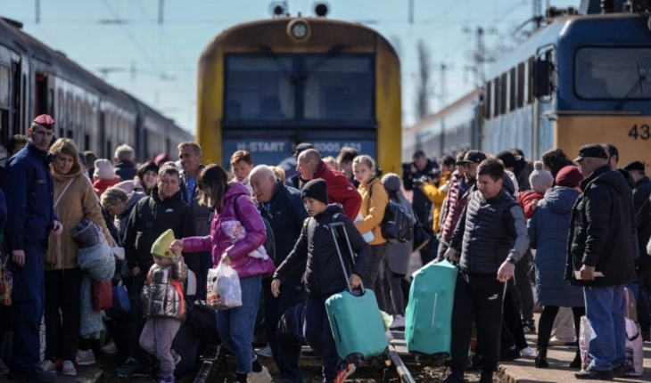 Ukrayna’yı terk eden mültecilerin sayısı 4,5 milyonu aştı