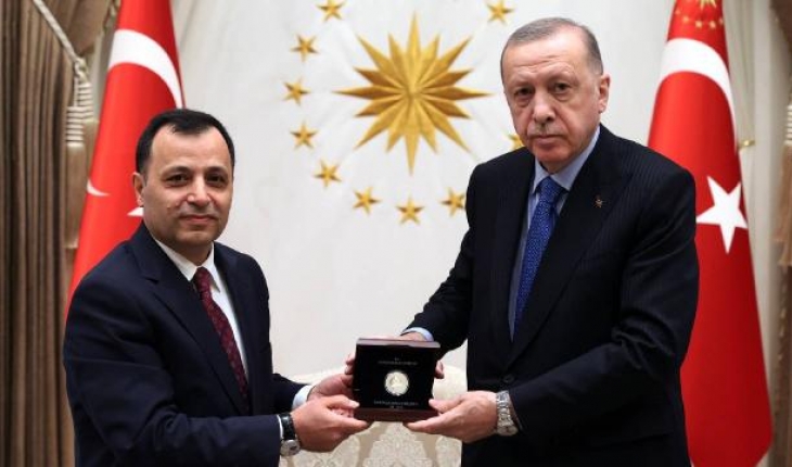 Cumhurbaşkanı Erdoğan Anayasa Mahkemesi Başkanı Arslan'ı kabul etti