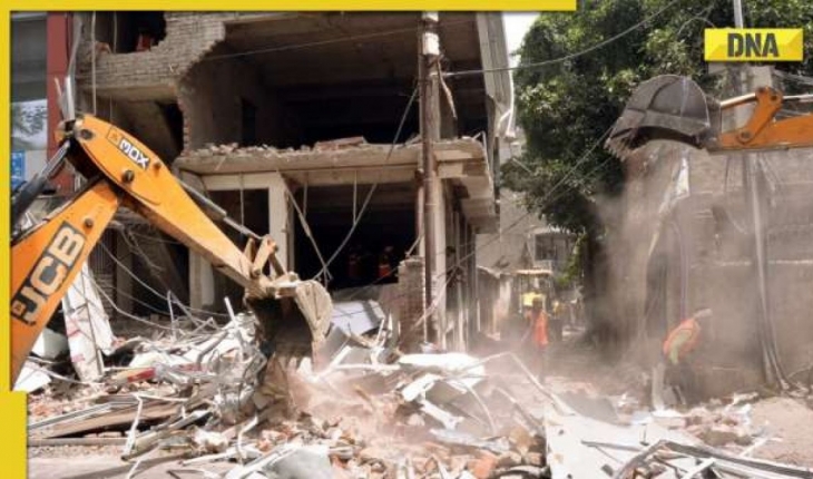 Hindistan'da Hazreti Muhammed'e hakareti protesto eden bazı Müslümanların evleri yıktırıldı