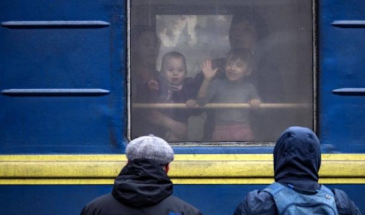 Rusya’nın Ukrayna'ya saldırılarında 324 çocuk öldü