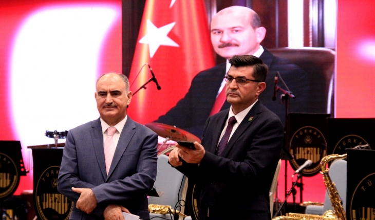 Bakan Soylu, Konya’daki Şehit-Gazi Aileleri Kurultayı’na telefonla bağlandı