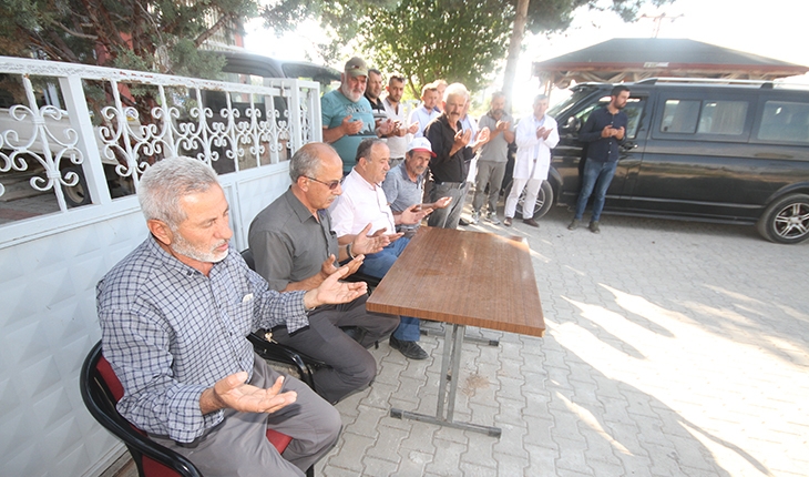 Beyşehir’de çiftçiler hasat sezonunu dualarla açtı