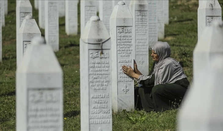 Srebrenitsa’daki soykırımda öldürülenlerin kemik kalıntılarına 85 farklı toplu mezarda ulaşıldı