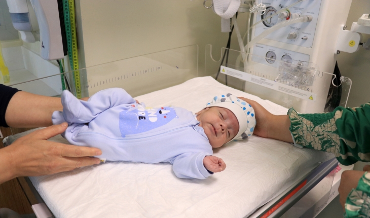 Savaş bebek 4 aylık yaşam mücadelesini kazandı