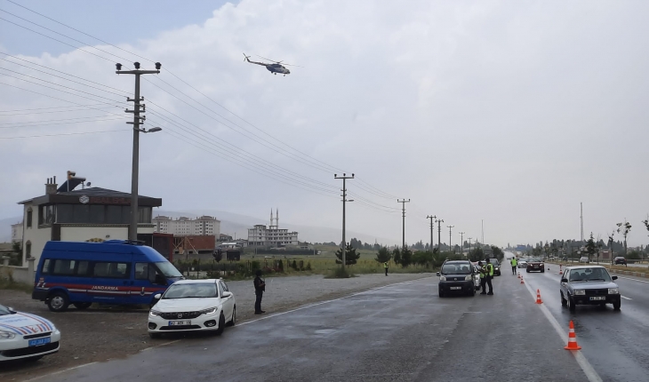 Konya’da helikopterli trafik denetimi