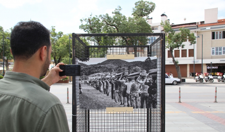 Konya'da Srebrenitsa şehitleri için fotoğraf sergisi açıldı