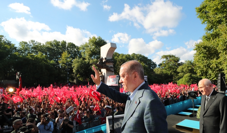 Cumhurbaşkanı Erdoğan: Milletimiz destan yazdı
