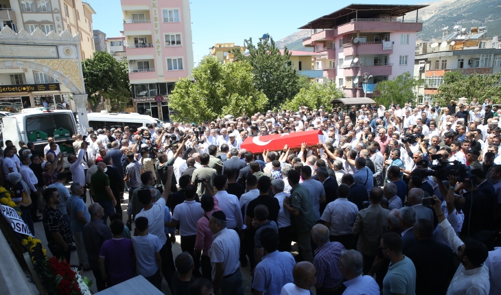 Eski AK Parti Kahramanmaraş Milletvekili Sezal’ın cenazesi toprağa verildi