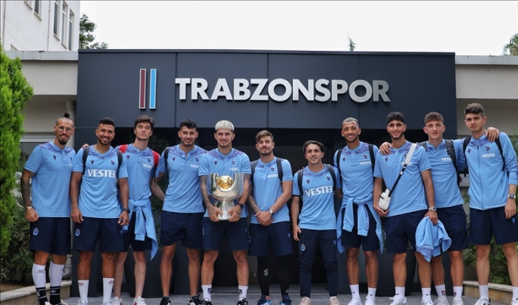 Turkcell Süper Kupa’yı kazanan Trabzonspor kente geldi