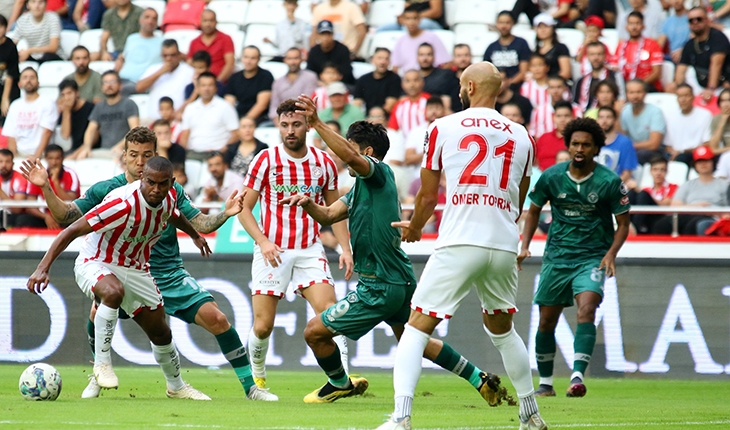 Antalyaspor'a 90+6'da şok! Konya evine 1 puanla döndü
