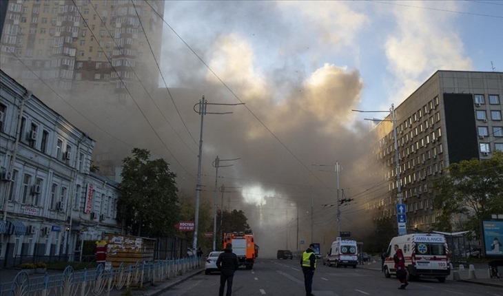 Ukrayna’nın başkenti Kiev’e insansız hava araçlarıyla saldırılar düzenlendi