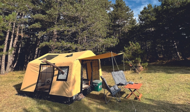 Doğa Severlerin Yeni Gözdesi: Sönmez Outdoor Şişme Kamp Çadırları!