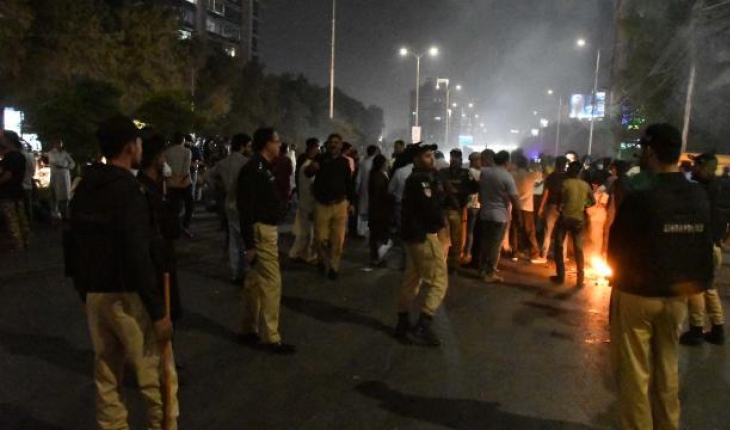 Pakistan’da İmran Han’ın saldırıya uğramasının ardından protestolar başladı