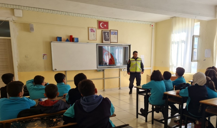 Seydişehir’de “Trafik dedektifleri“ projesi kapsamında öğrencilere eğitim veriliyor