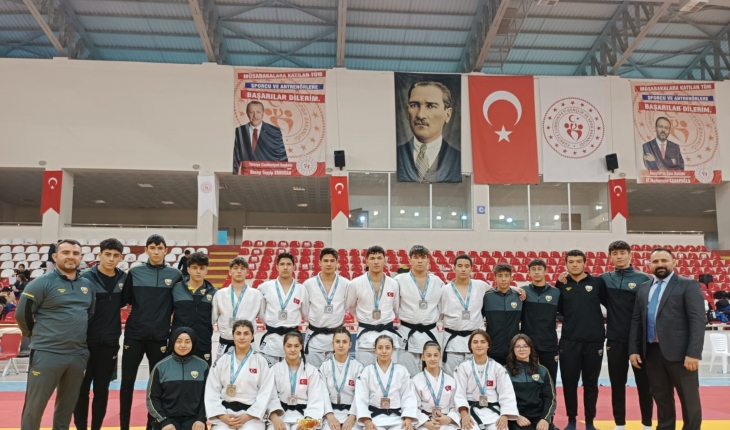 Konya Büyükşehirli Judo Takımı yine Konya’nın gururu oldu