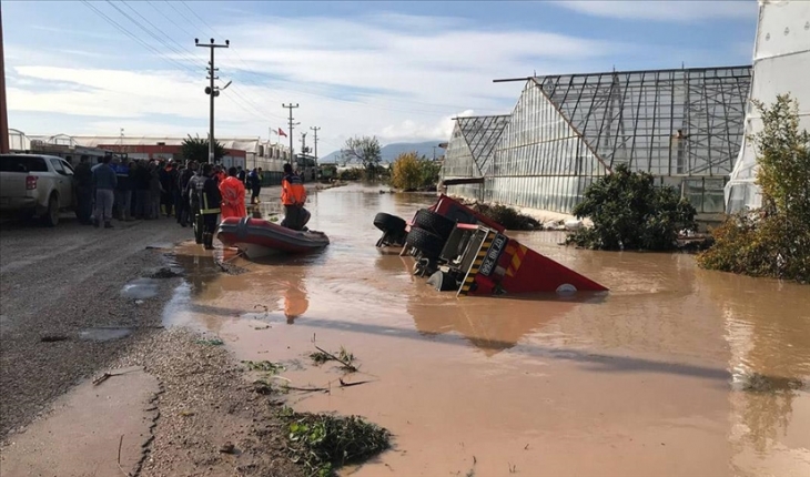 Antalya’da sel felaketine 7 milyon lira daha kaynak aktarıldı