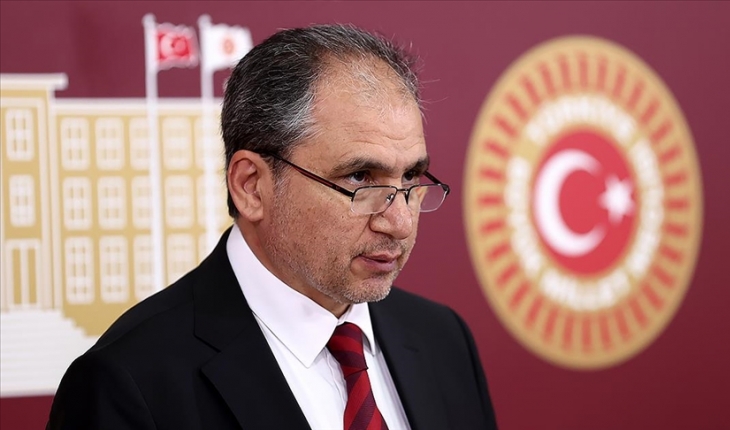 AK Parti’li Güneş: “Türkiye’ye değil, 6 parti olunca bunlara daha fazla bakanlık lazım“