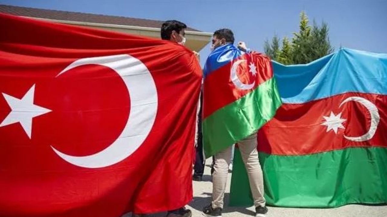 Azerbaycan Türkiye’ye sahra hastanesi gönderiyor