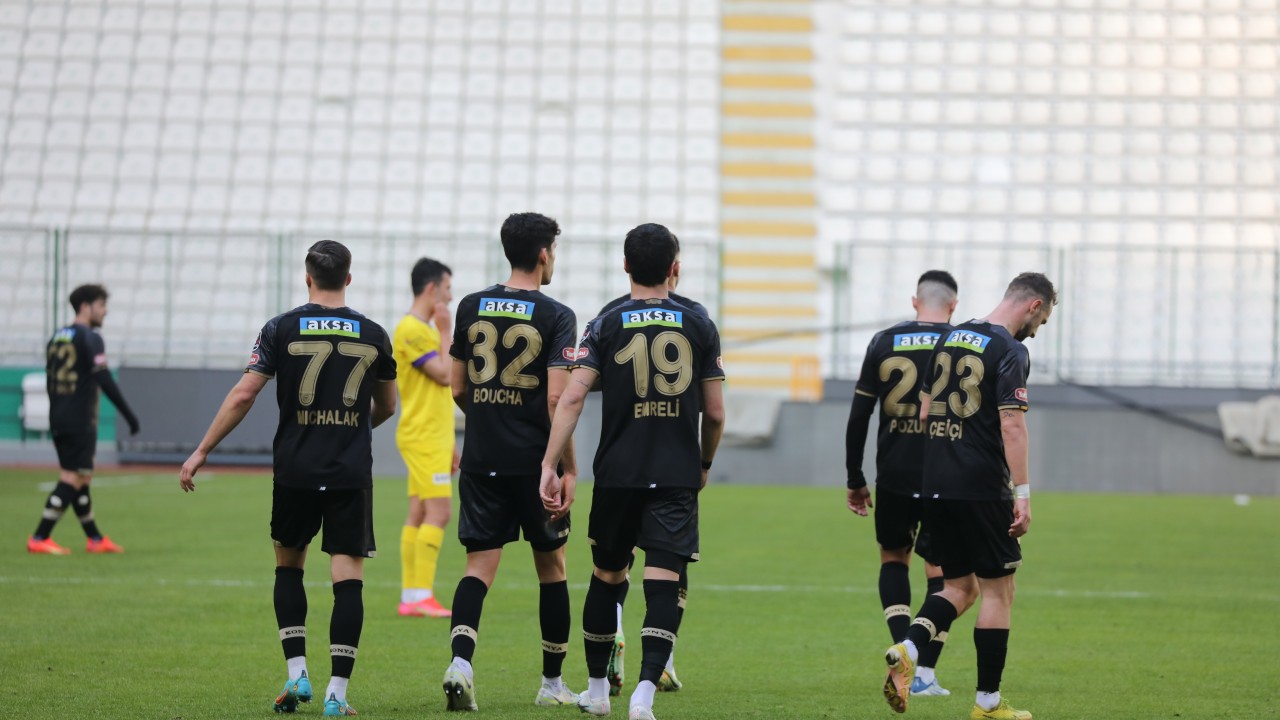Dostluk maçında Konyaspor güldü: 5-0