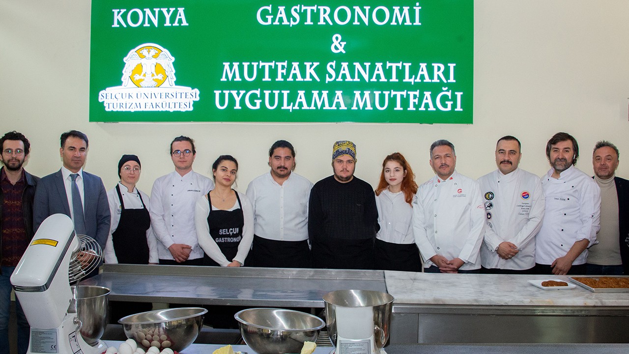 SÜ Gastronomi ve Mutfak Sanatları Uygulama Mutfağının tanıtımı yapıldı