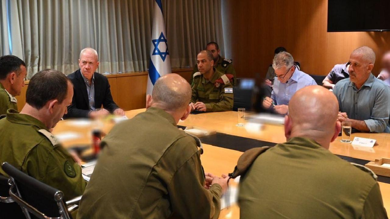 İsrail Savunma Bakanı’ndan “olası tüm müdahale seçenekleri için hazır olunması“ talimatı