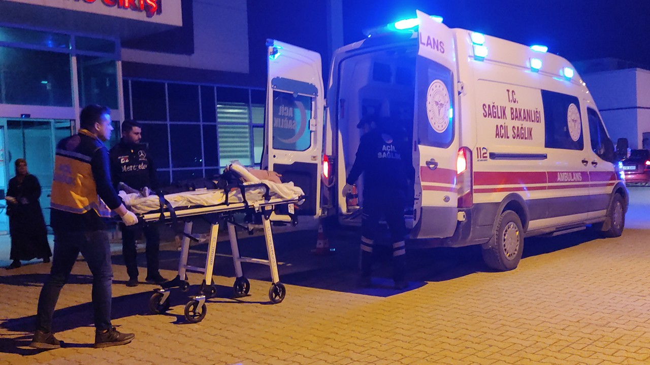 Konya’da motosiklet devrildi: 2 çocuk yaralı