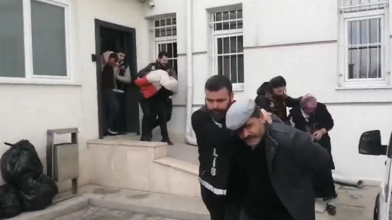 Konya polisinden zehir tacirlerine darbe! 6 kişi tutuklandı