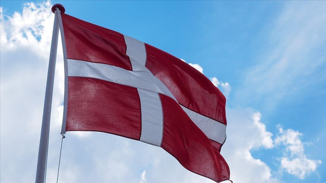 Danimarka’da Kur’an-ı Kerim ve Türk bayrağına karşı çirkin saldırılar sürüyor