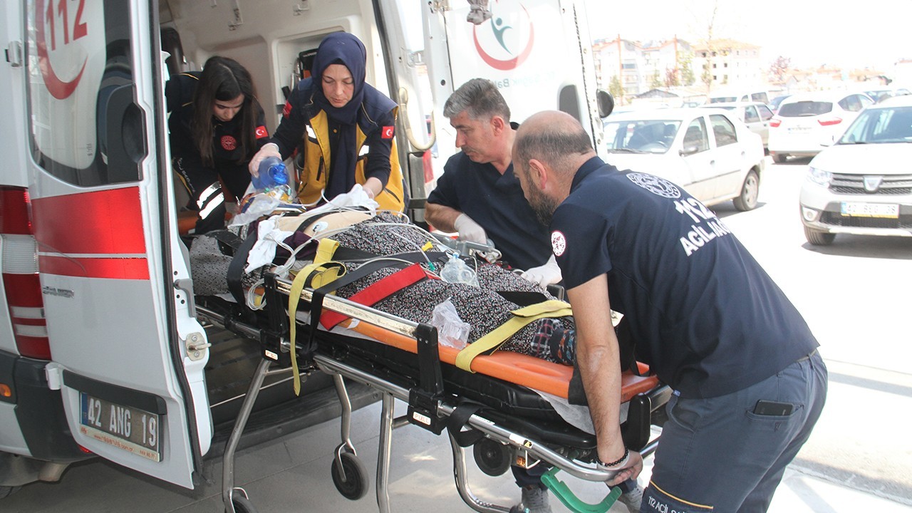 Konya’da park halindeki araca çarpmıştı: yaralı kadın hayatını kaybetti