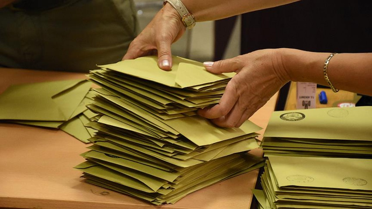 Yurt dışında oy kullanan seçmen sayısı 1 milyonu aştı