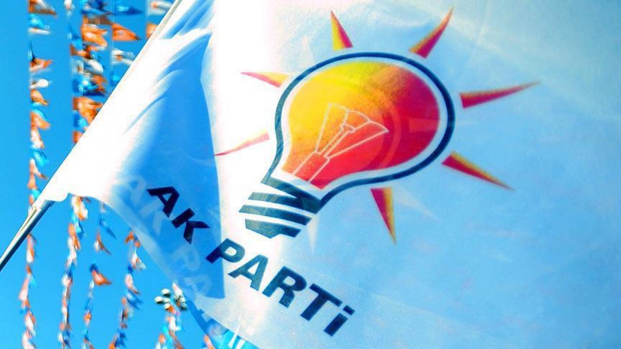 Gelecek Partisinden istifa eden 300 kişi AK Parti’ye katıldı