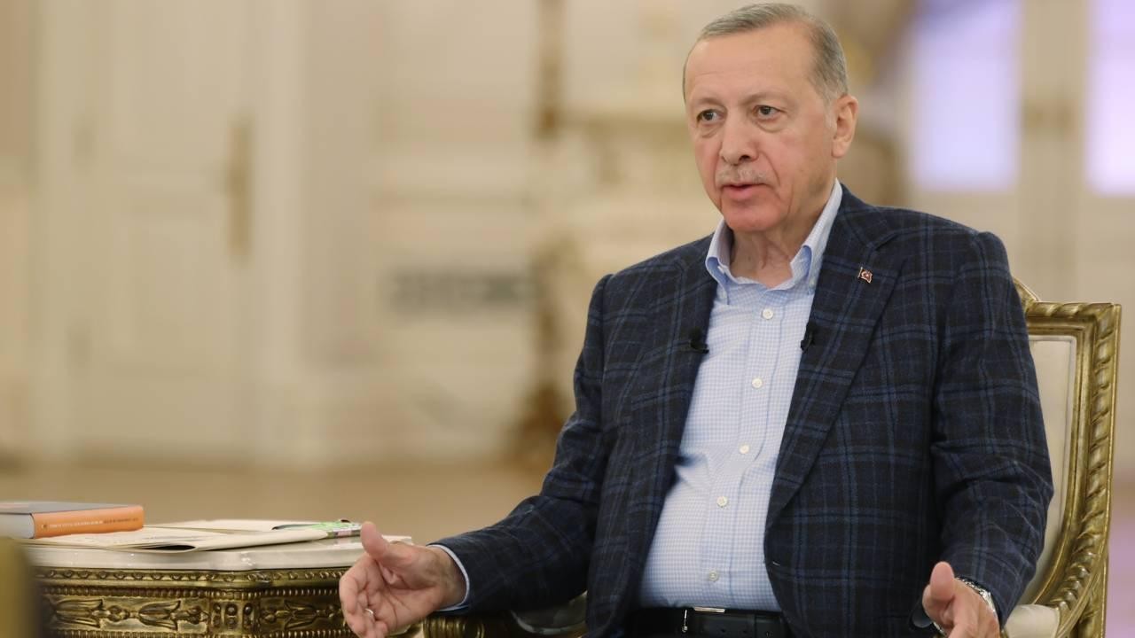 Cumhurbaşkanı Erdoğan: Sınır ötesi harekatlarımız bitmedi, sadece doğru zamanı bekliyoruz