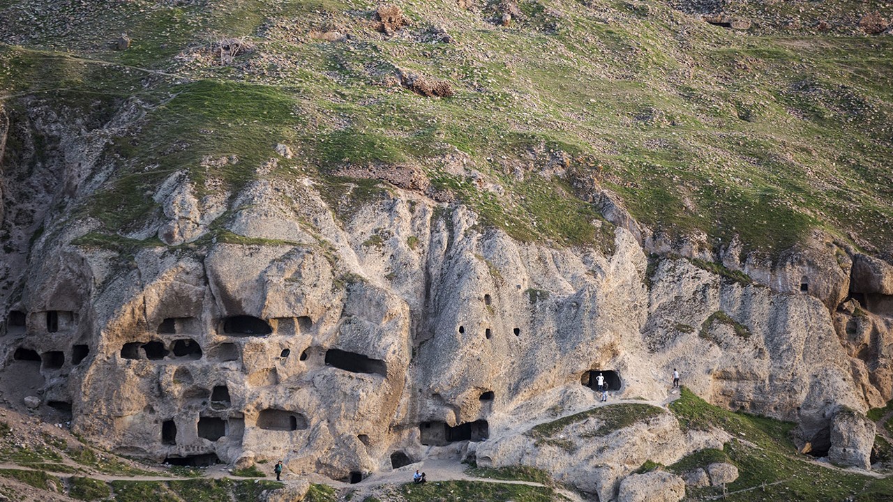 Yaklaşık 40 tane var! İşte, Konya’nın arkeolojik tescilli mağarası 