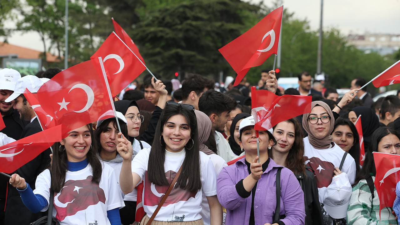 Konya’da 19 Mayıs Atatürk’ü Anma, Gençlik ve Spor Bayramı törenle kutlandı