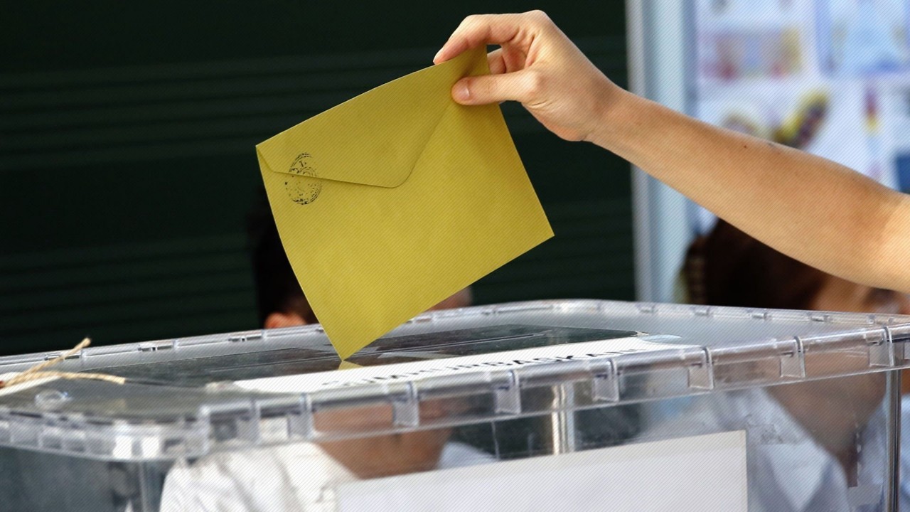 Avrupa'da Cumhurbaşkanı Seçimi için oy verme işlemi sona erdi