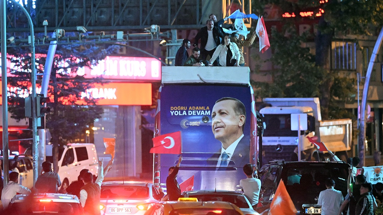 Cumhurbaşkanı Erdoğan’ın seçim zaferi kutlanıyor
