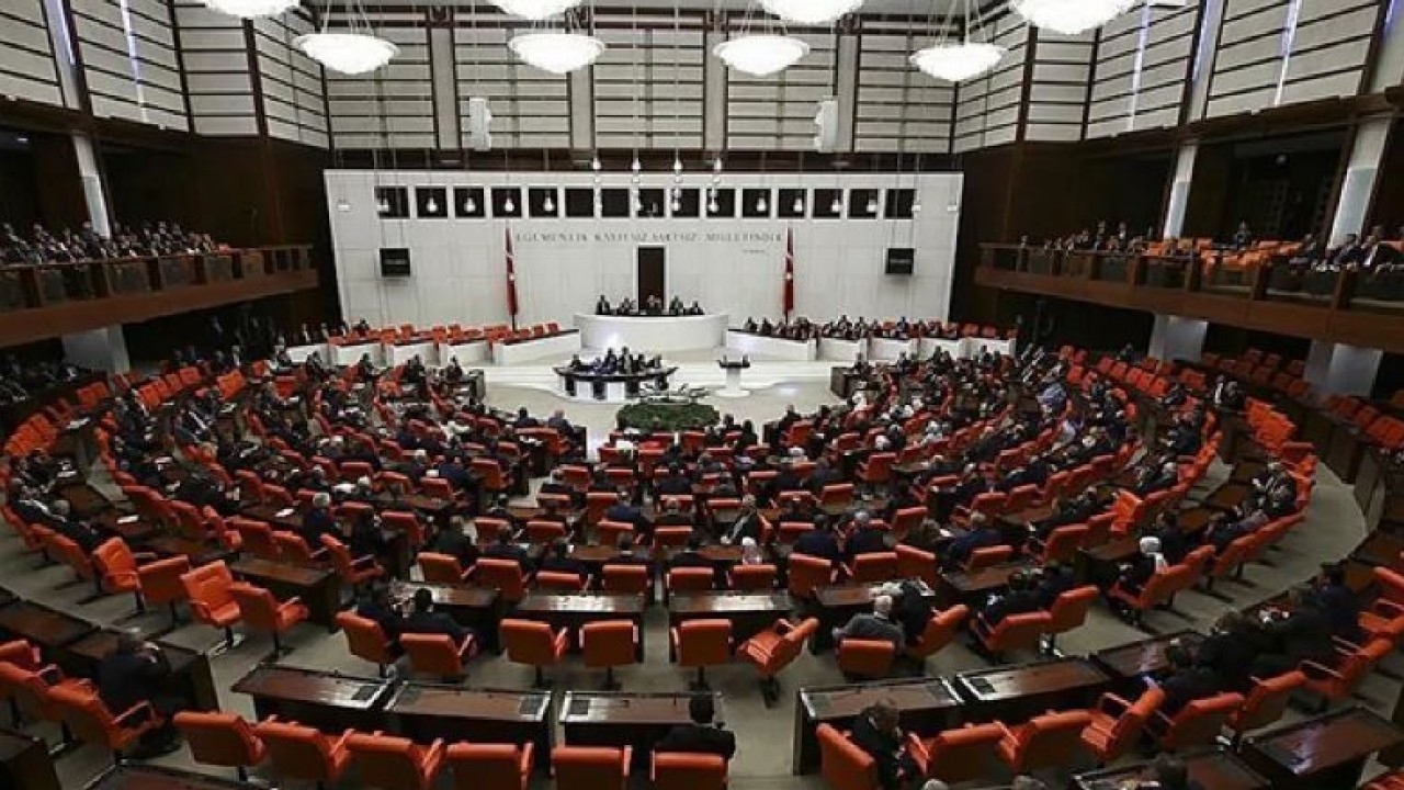 TBMM’de boş bulunan 340 milletvekili odası için kura çekildi