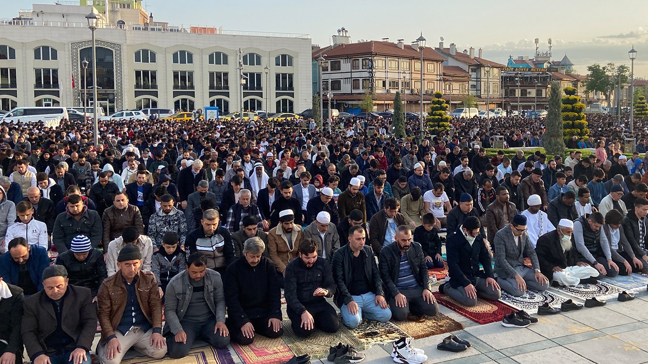 Kurban Bayramı namazı saati yayınlandı! İşte Konya'da bayram namazı saati