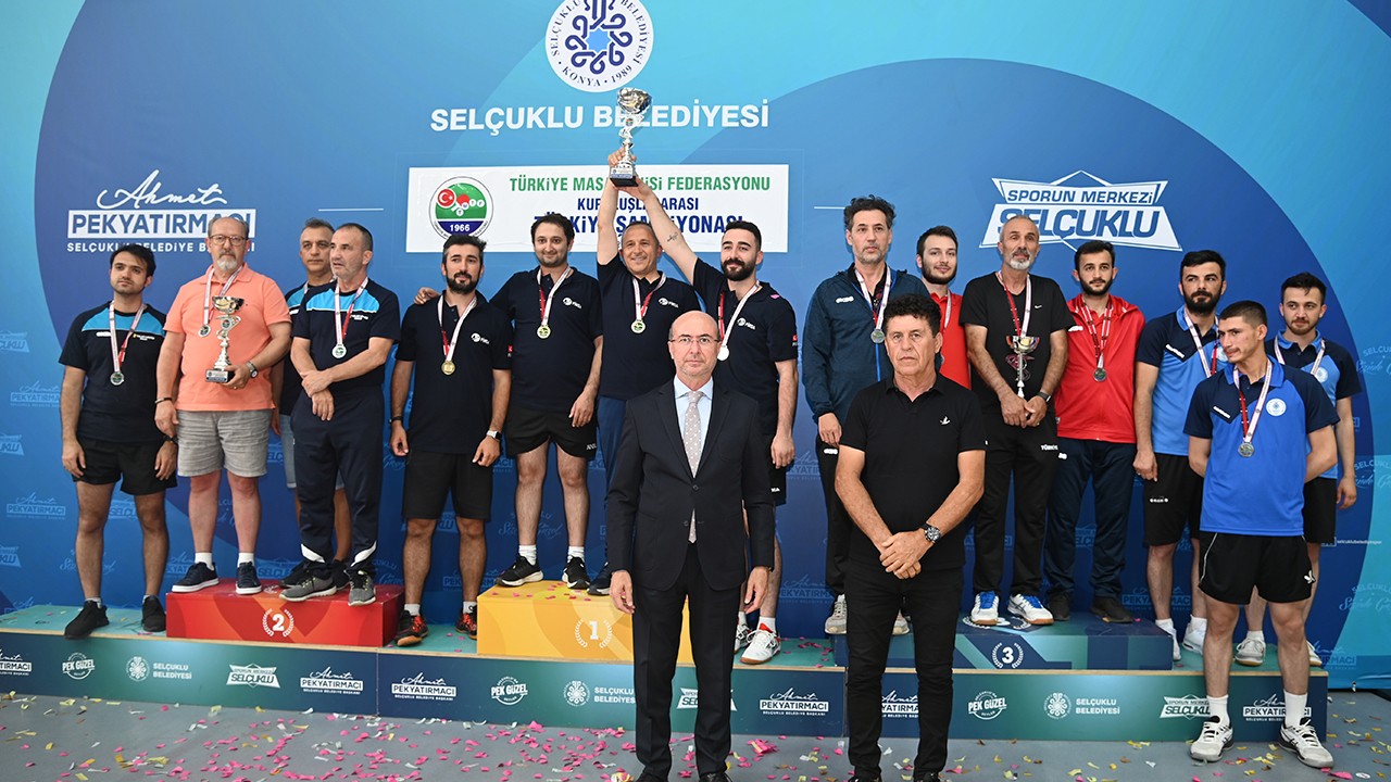 Sporun merkezi Selçuklu'da  Kuruluşlararası Masa Tenisi turnuvası tamamlandı