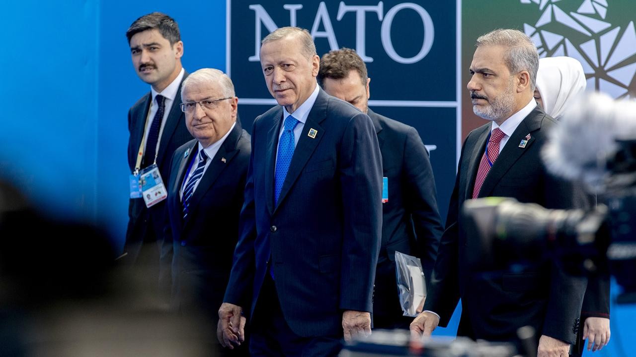 Cumhurbaşkanı Erdoğan’dan NATO Zirvesi’ndeki ikili görüşmelerine ilişkin paylaşım