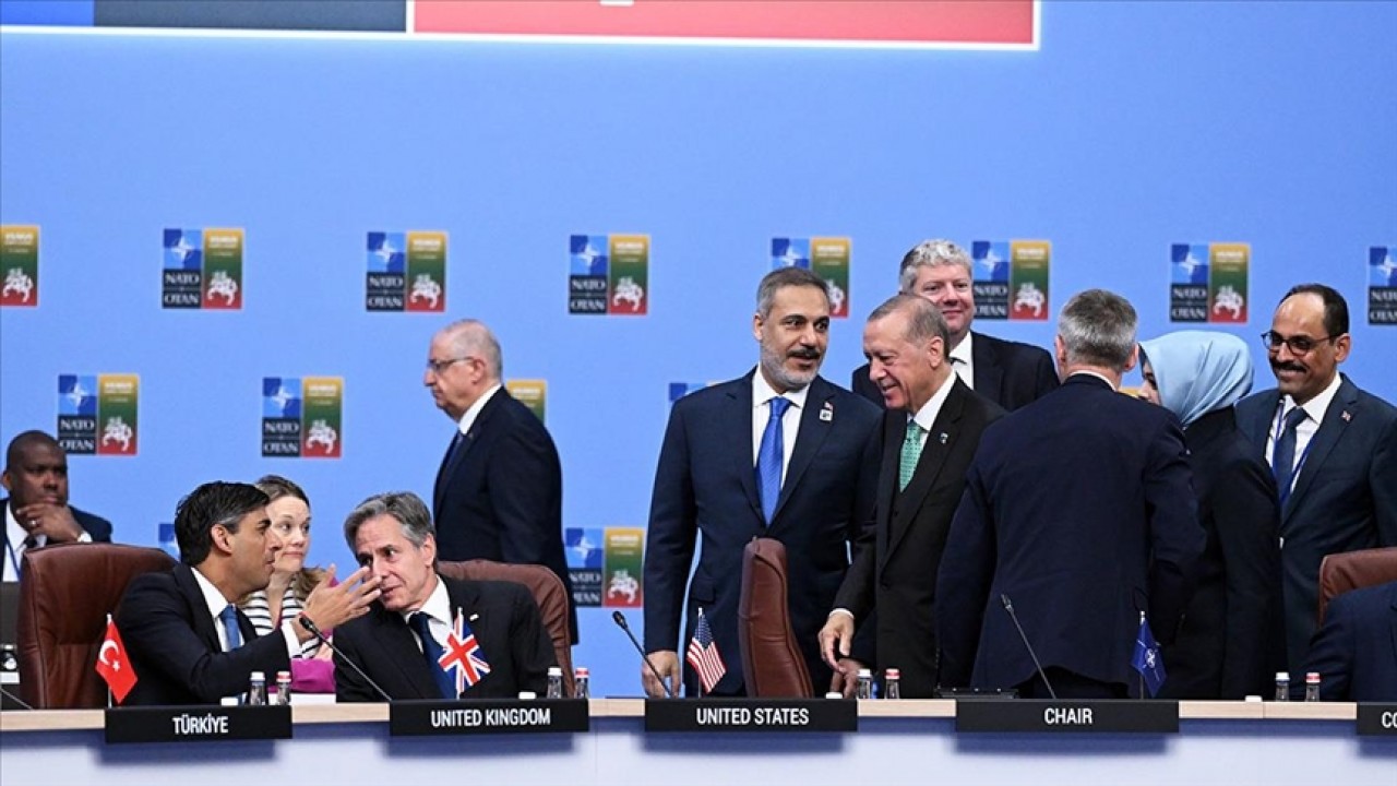 NATO liderleri, Vilnius Zirvesi’nin ikinci gününde bir araya geldi