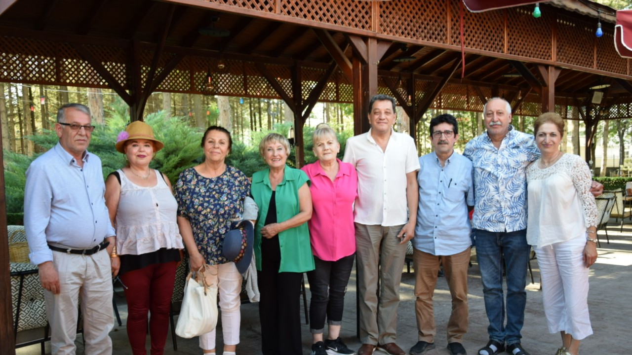 Konya’da duygulandıran buluşma! 52 yıl sonra bir araya geldiler