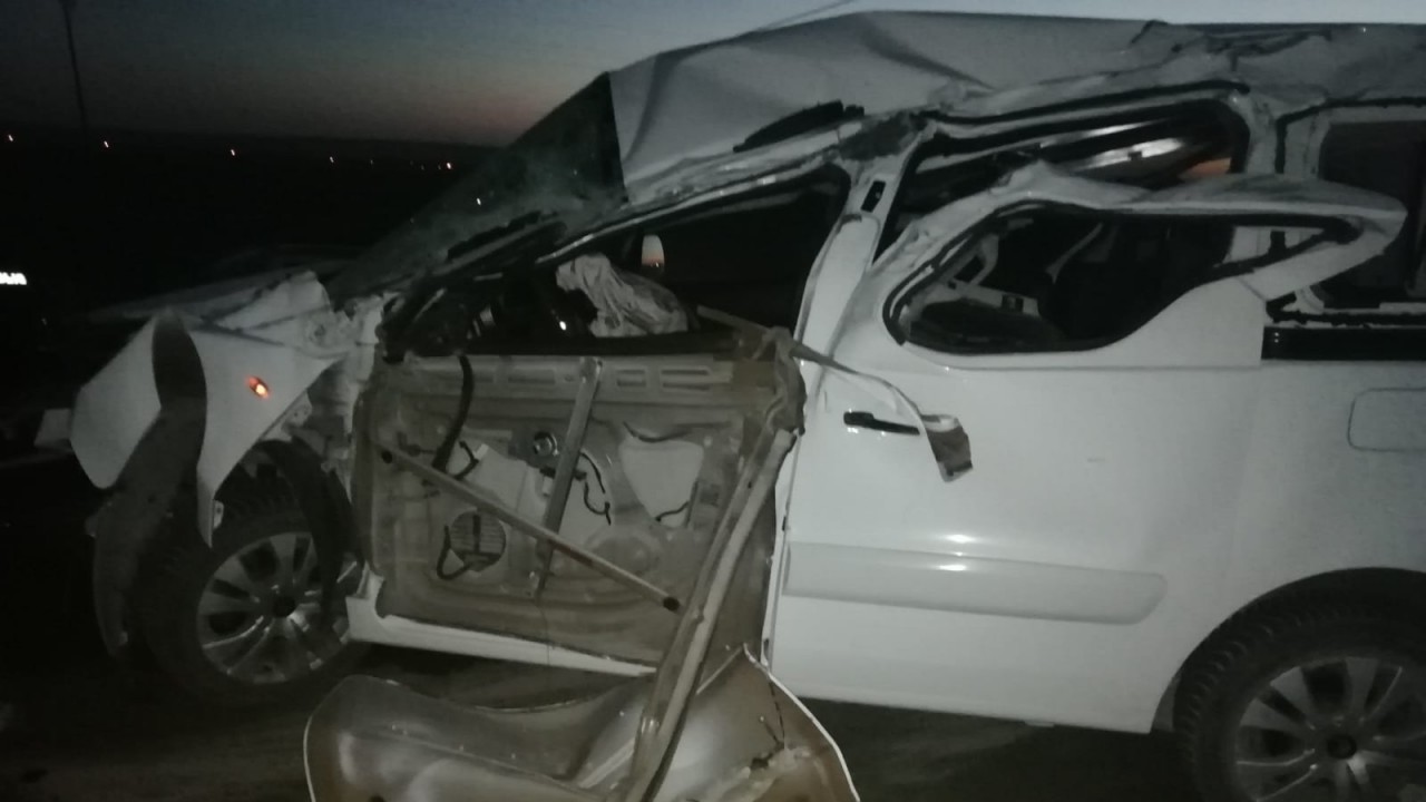 Konya’da iki hafif ticari araç çarpıştı: 3 kişi yaralandı