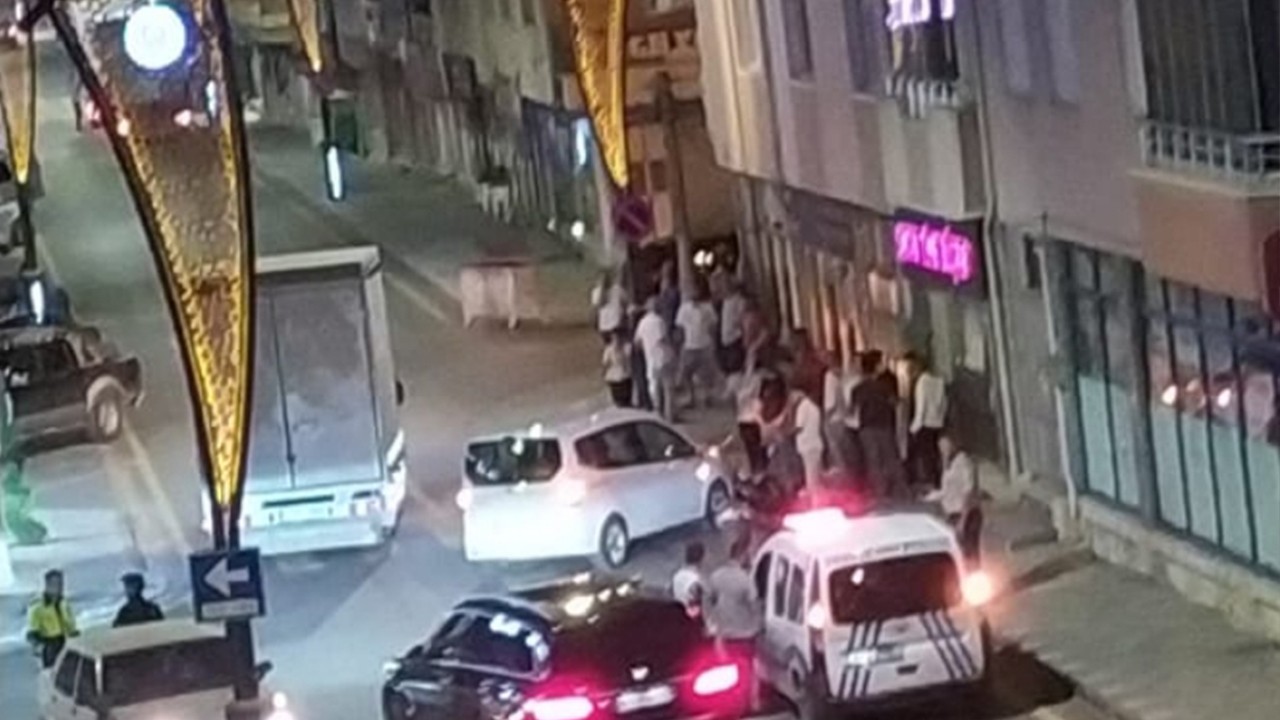 Konya’da hafif ticari araç ile motosiklet çarpıştı: 1 kişi yaralandı
