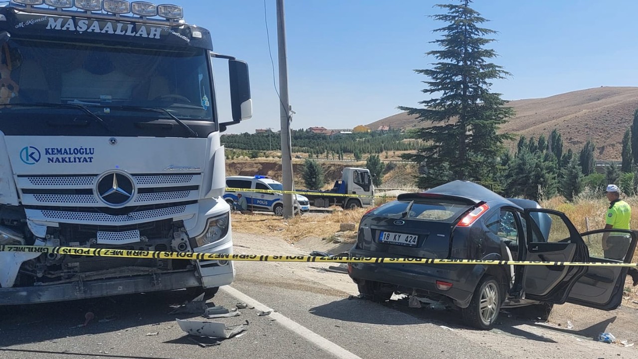 Konya-İstanbul yolundaki feci kaza: 2 ölü, 4 yaralı ölü