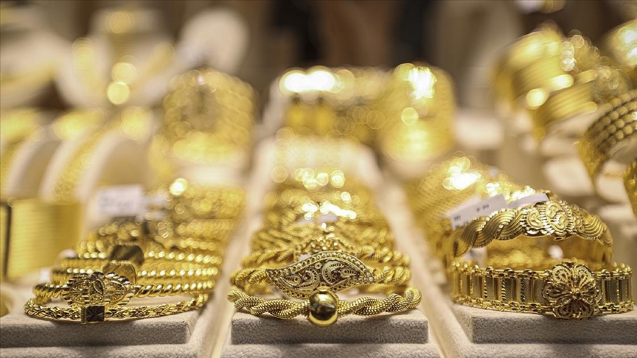 Bazı mücevherlerin ithalatına yüzde 20 ek mali yükümlülük kararı Resmi Gazete'de